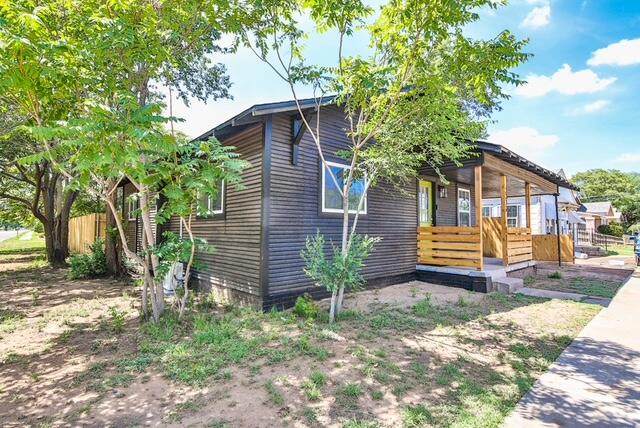 2312 Avenue U - Photo 1