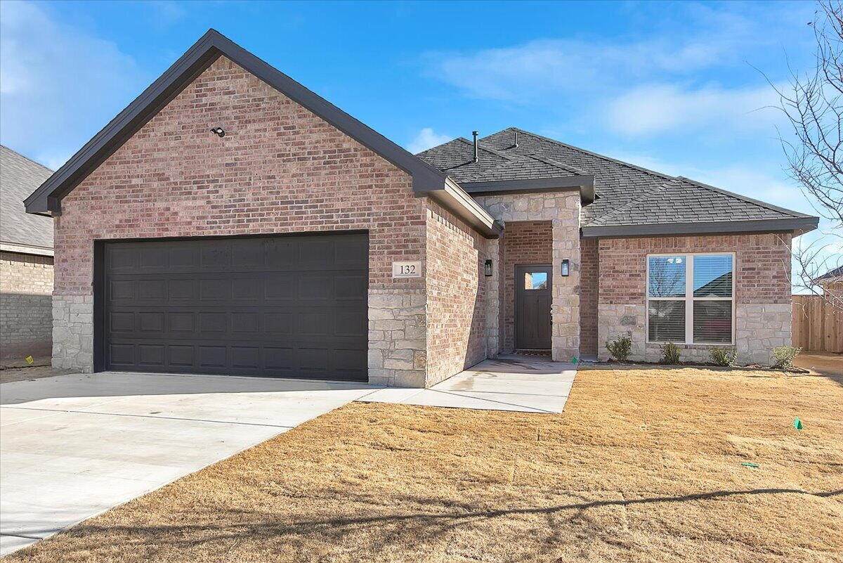 132 Calvin Drive - Photo 1