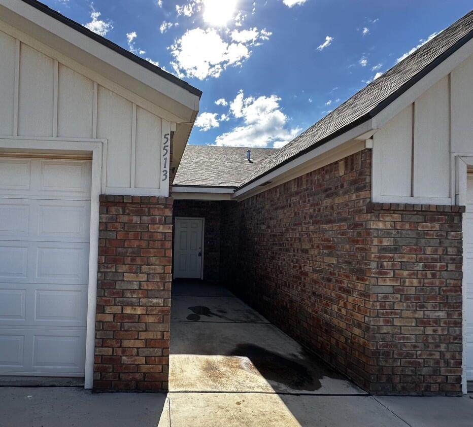 5513 Itasca Street - Photo 1