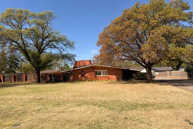 1015 Walnut Street - Photo 1