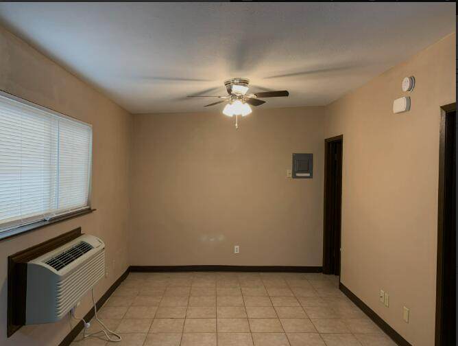 https://bt-photos.global.ssl.fastly.net/lubbock/orig_boomver_1_20260406145906914226000000-2.jpg