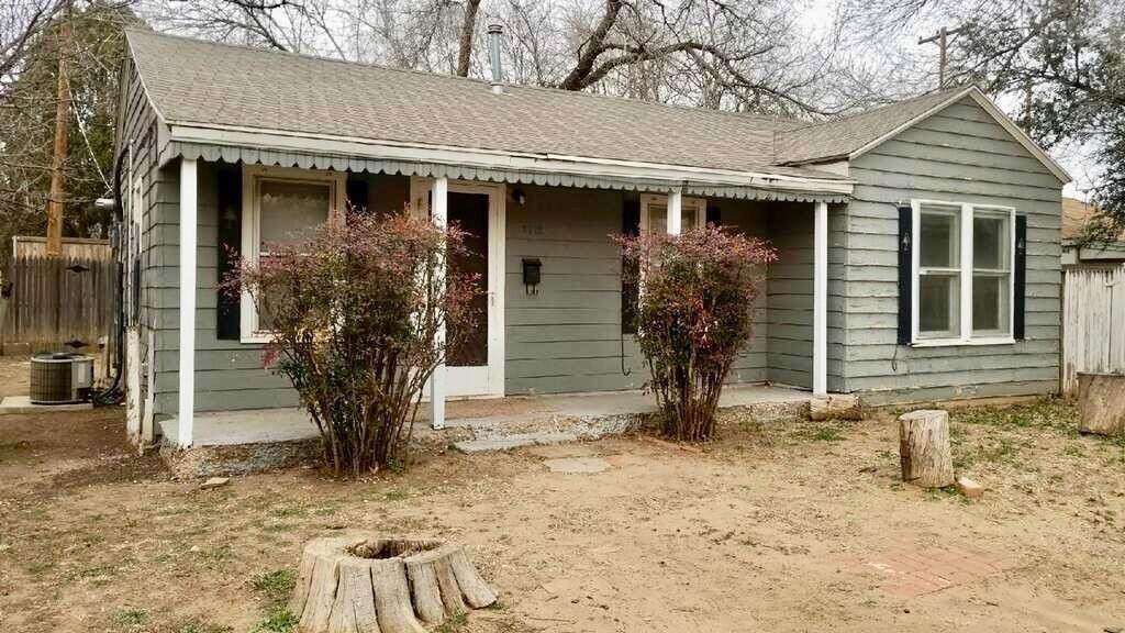 2612 27th Street - Photo 1