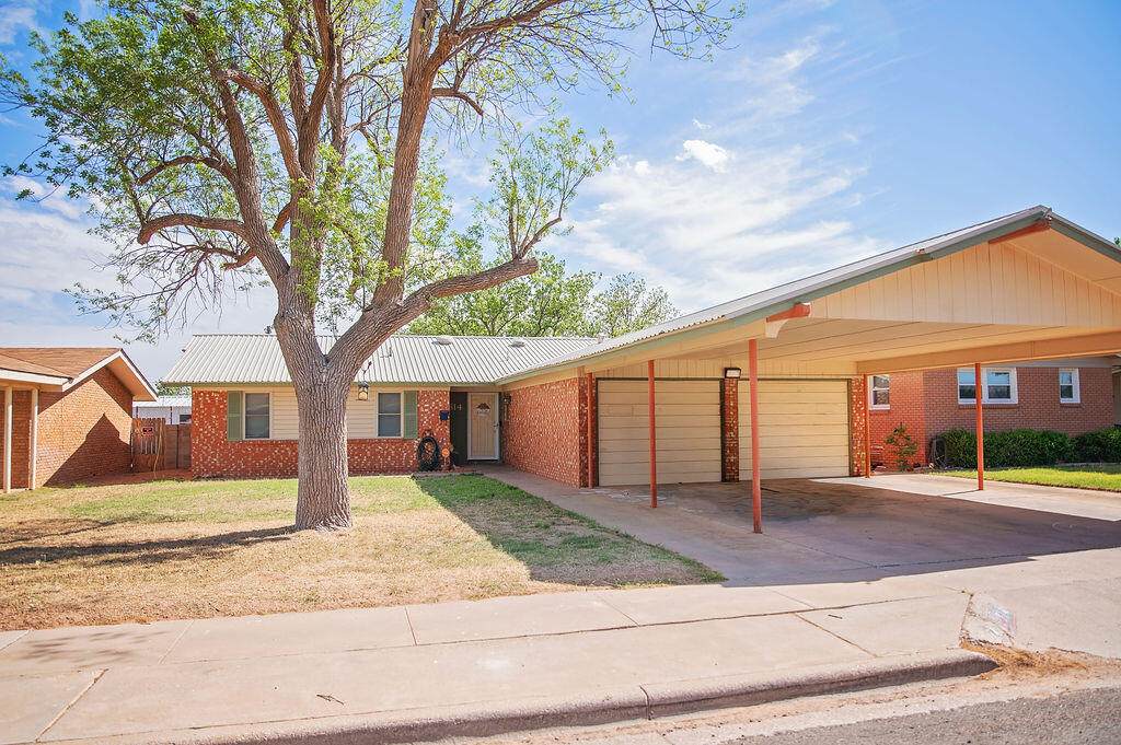 814 Linda Lane - Photo 1