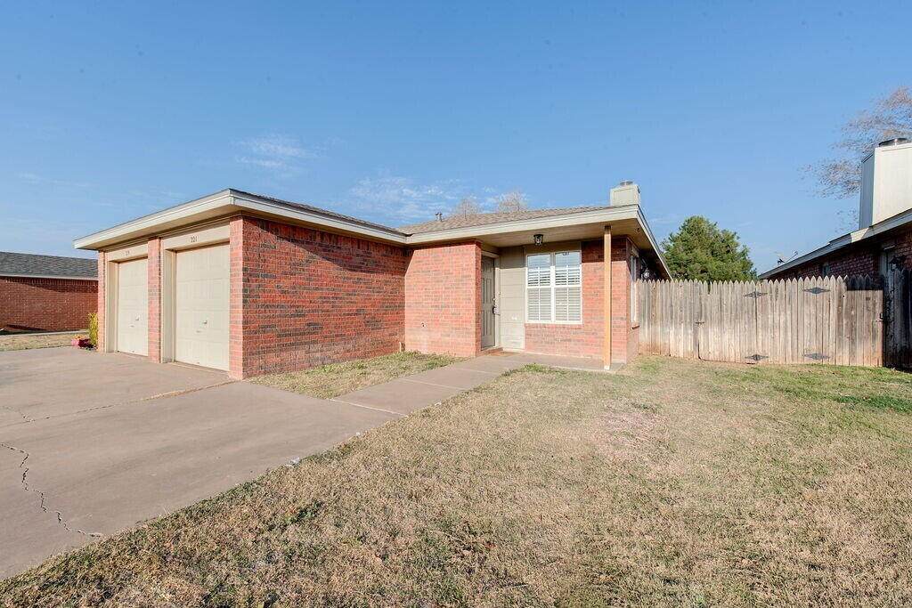 https://bt-photos.global.ssl.fastly.net/lubbock/orig_boomver_1_20260505132533909395000000-2.jpg