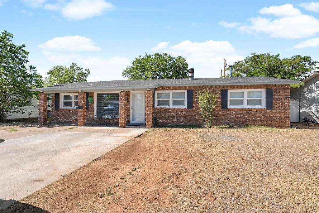4818 52nd Street - Photo 1