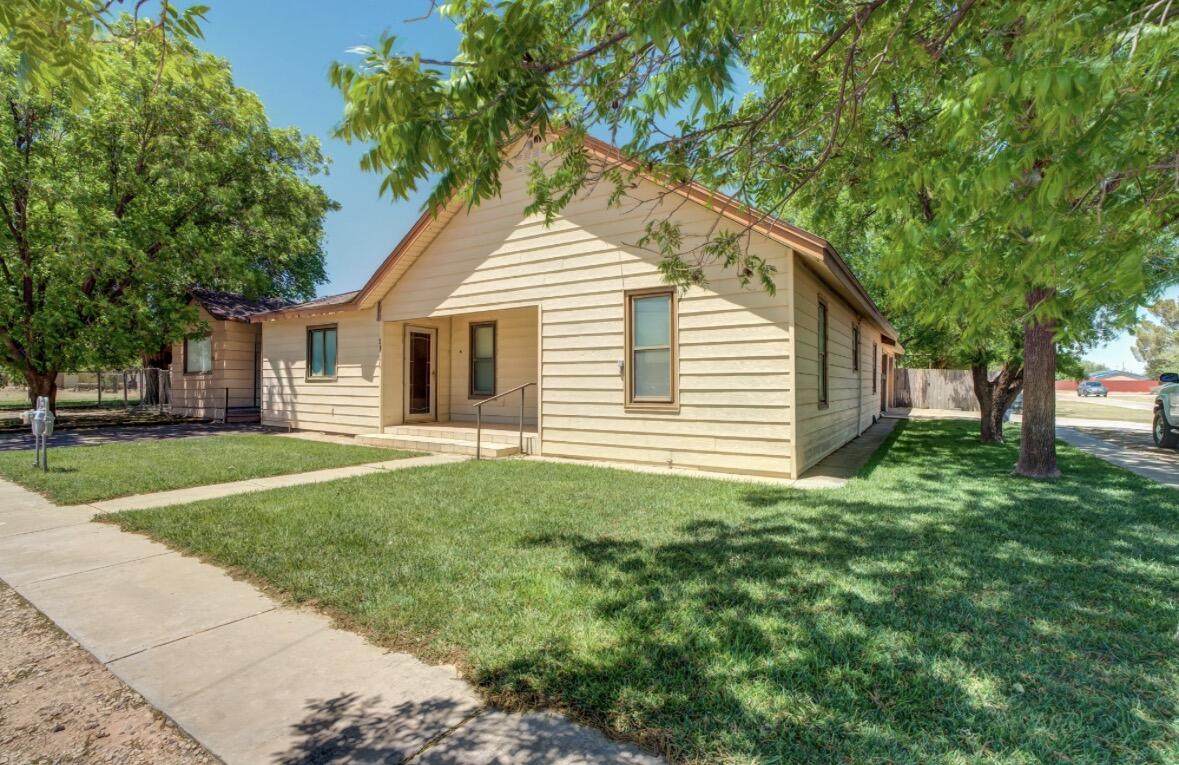 1711 13th Street - Photo 1