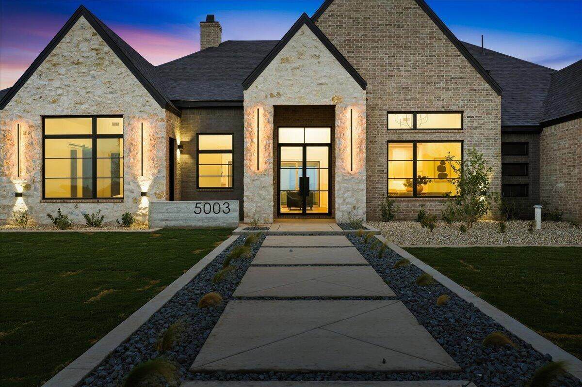 https://bt-photos.global.ssl.fastly.net/lubbock/orig_boomver_1_20260603230557821239000000-2.jpg