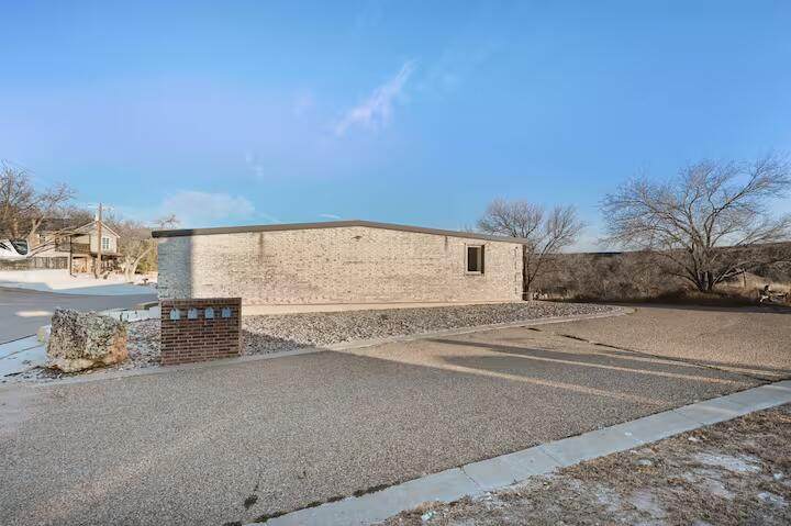 https://bt-photos.global.ssl.fastly.net/lubbock/orig_boomver_1_20260605171828876321000000-2.jpg
