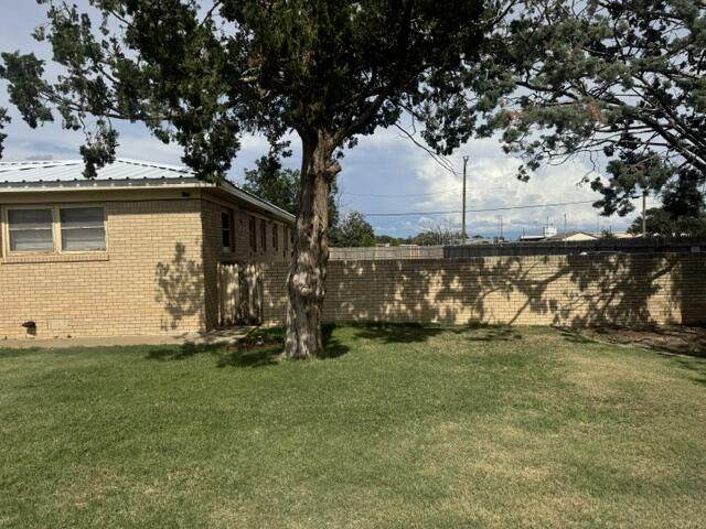 https://bt-photos.global.ssl.fastly.net/lubbock/orig_boomver_1_20260609201413503568000000-2.jpg