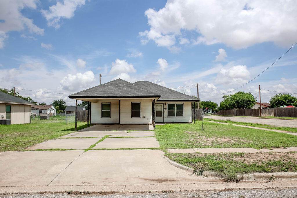 https://bt-photos.global.ssl.fastly.net/lubbock/orig_boomver_1_20260612193557474309000000-2.jpg