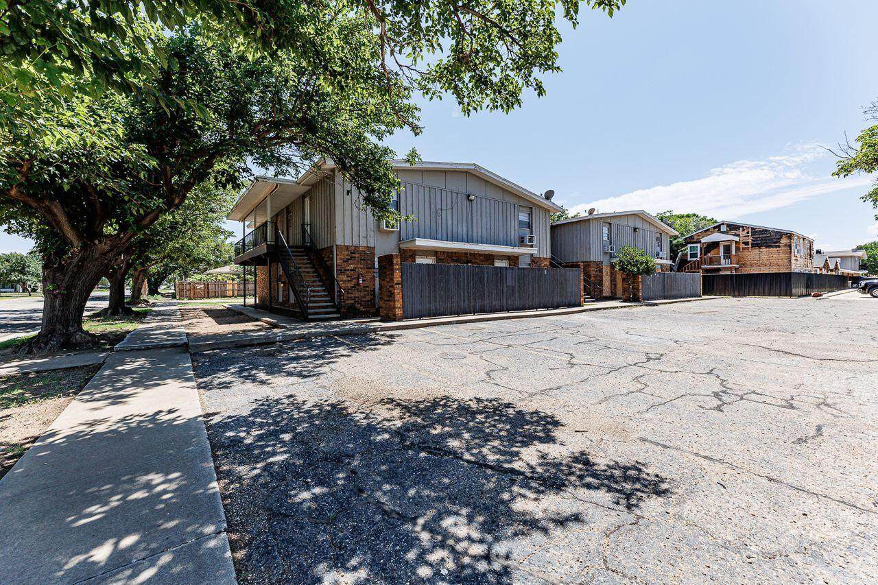 https://bt-photos.global.ssl.fastly.net/lubbock/orig_boomver_1_20260623153434803918000000-2.jpg