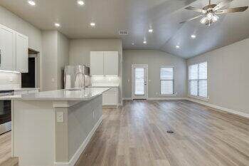https://bt-photos.global.ssl.fastly.net/lubbock/orig_boomver_1_20260630013514069341000000-2.jpg
