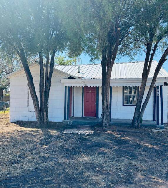 809 48th Street - Photo 1
