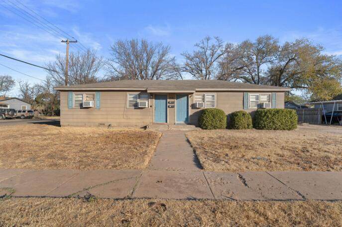 1924 26th Street - Photo 1