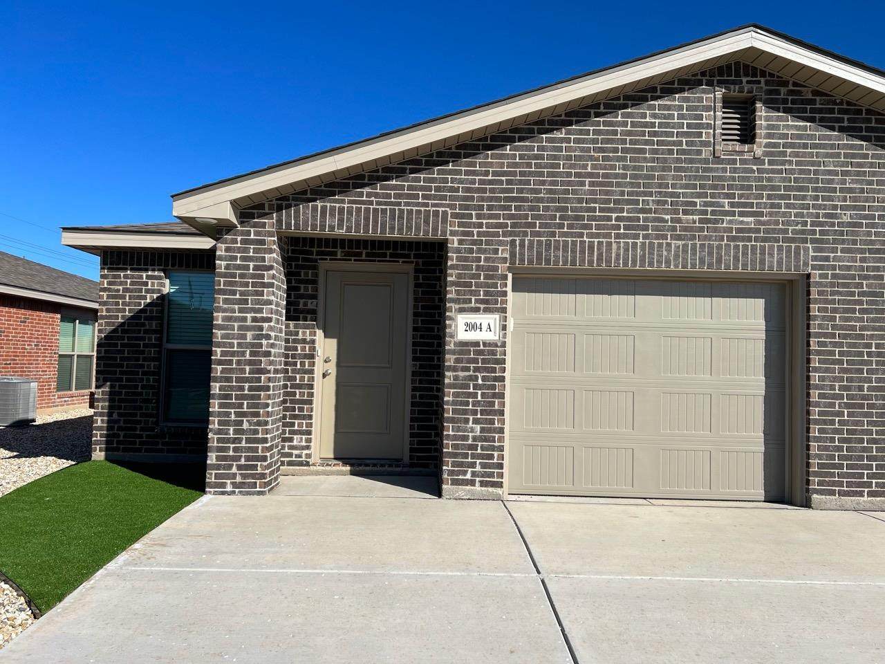 2009 Corpus Avenue - Photo 1