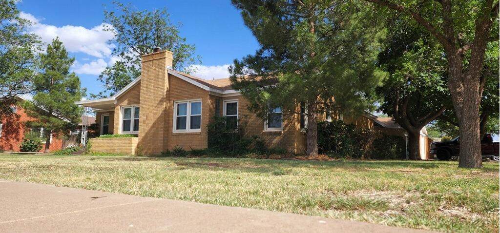 855 Garza Street - Photo 1
