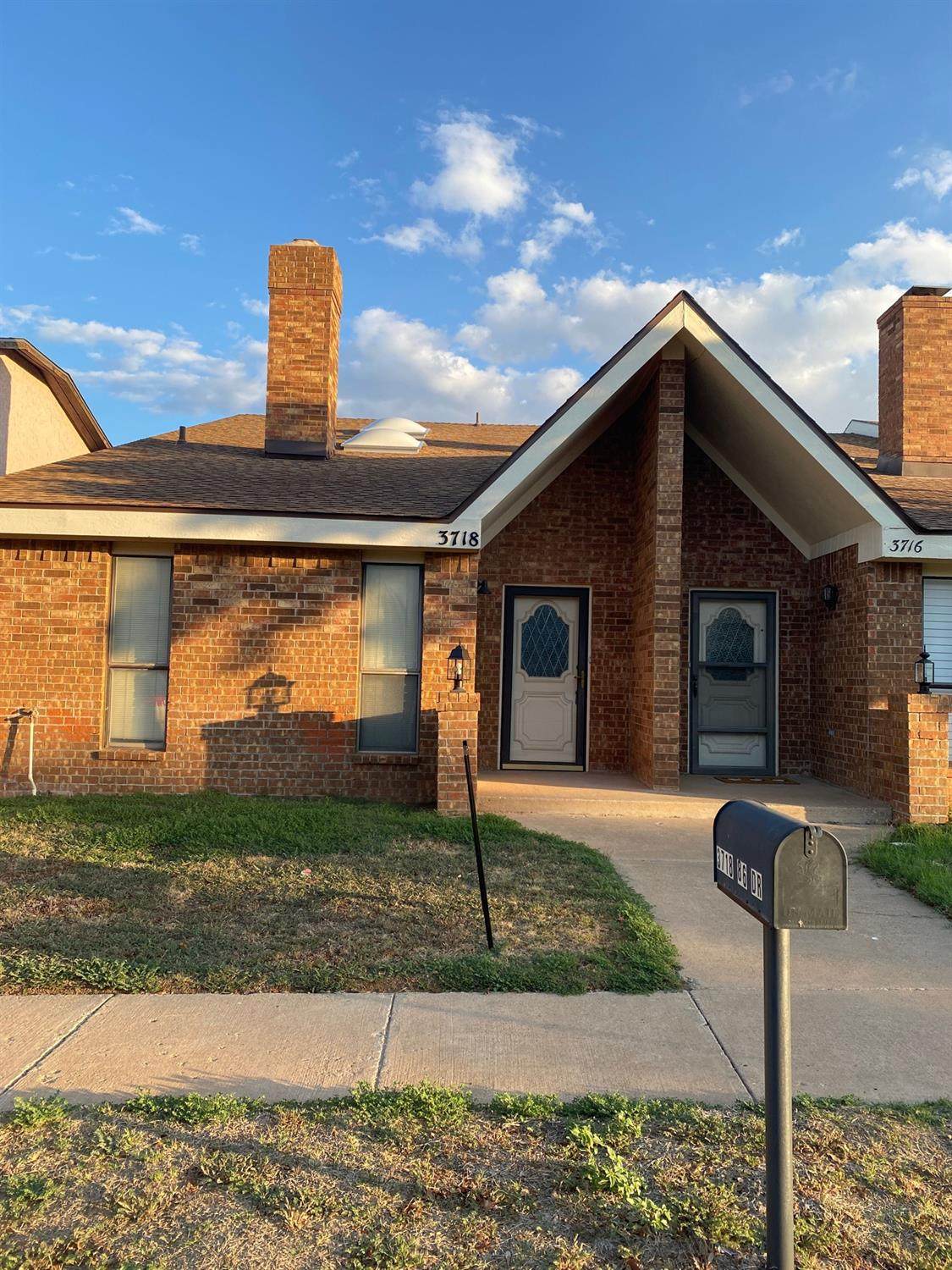 3718 86th Drive - Photo 1