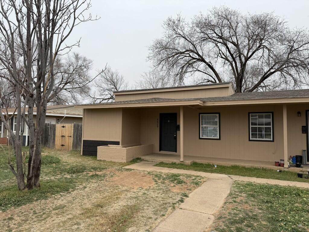 4609 Belton Avenue - Photo 1