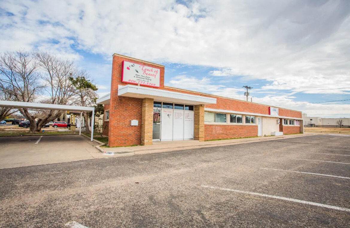 2901 Avenue Q - Photo 1