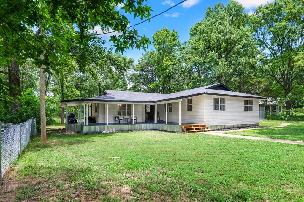 162 Johnny Avenue - Photo 1