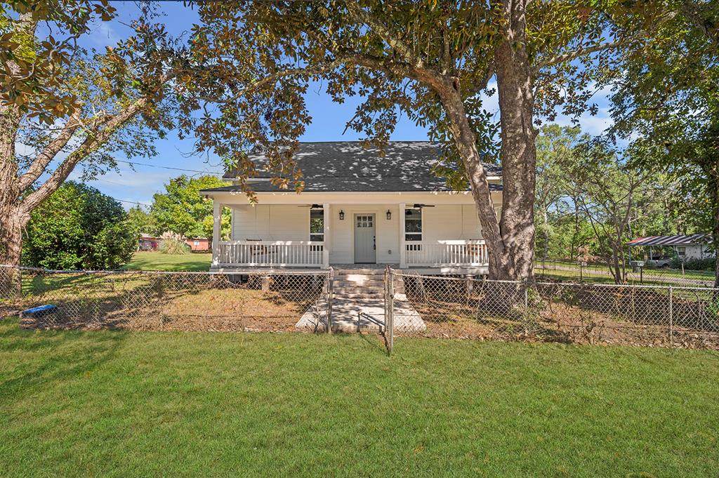 519 Main Street - Photo 1