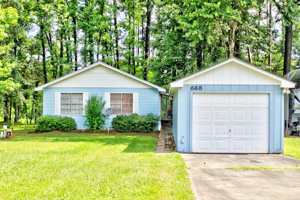 668 Persimmon Ave - Photo 1