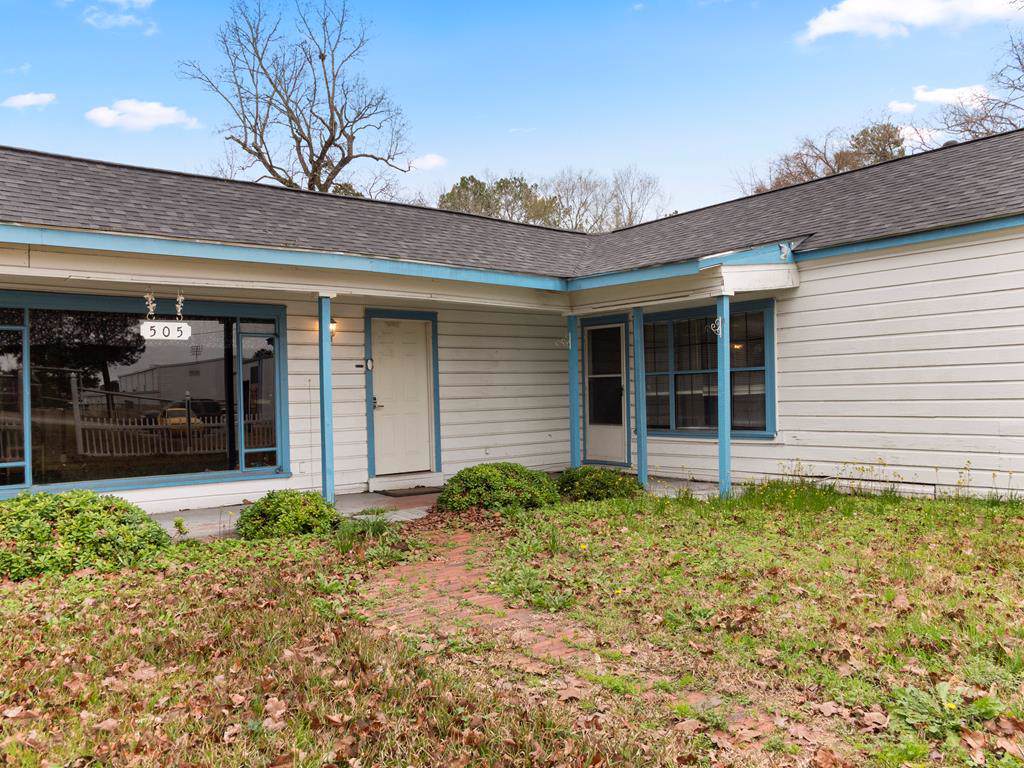 505 Home Street - Photo 1