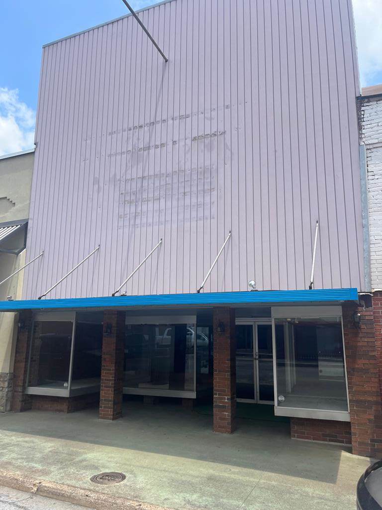 508 E Houston Ave - Photo 1
