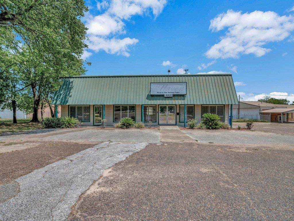 411 E. Shepherd - Photo 1