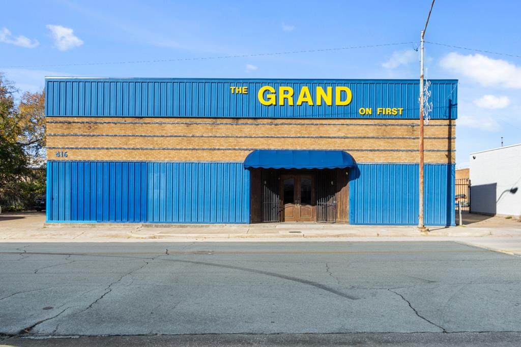 416 South First Street - Photo 1