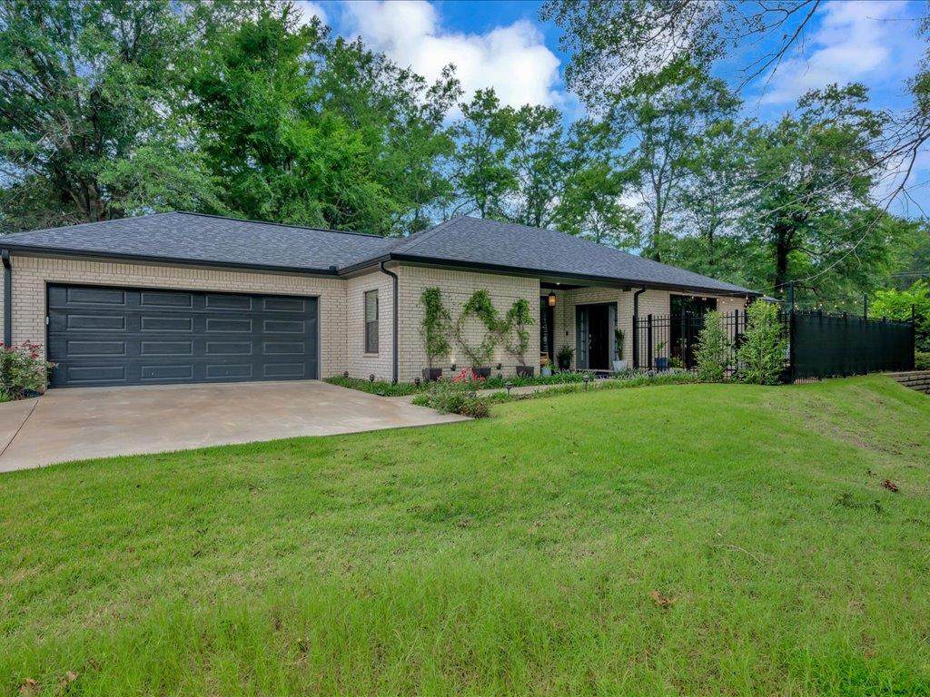 1302 Emily Court, Nacogdoches, TX 75965 (MLS 73170) Loblolly Properties