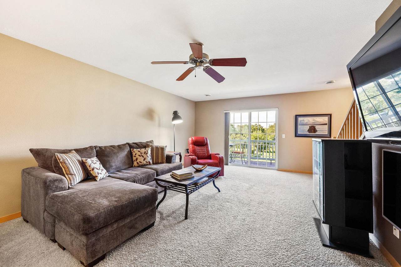 2272 Rusk Avenue - Photo 1