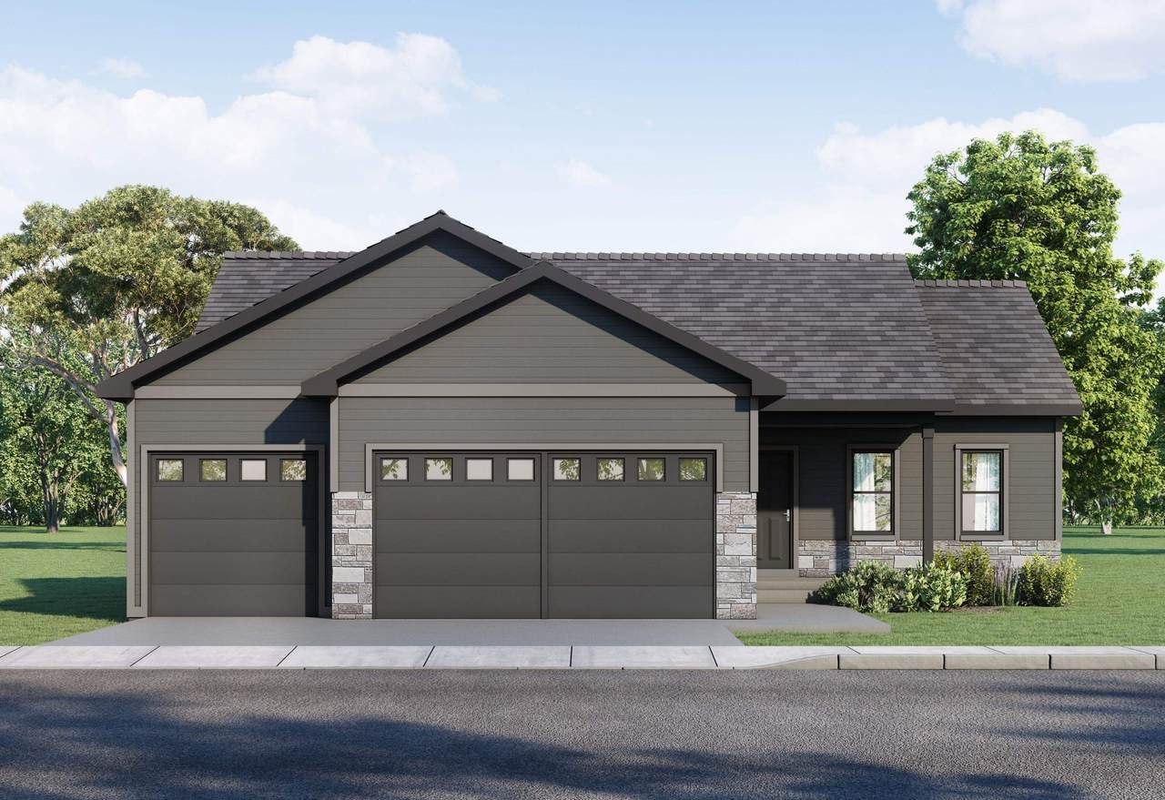 1325 Hoel Ave - Photo 1