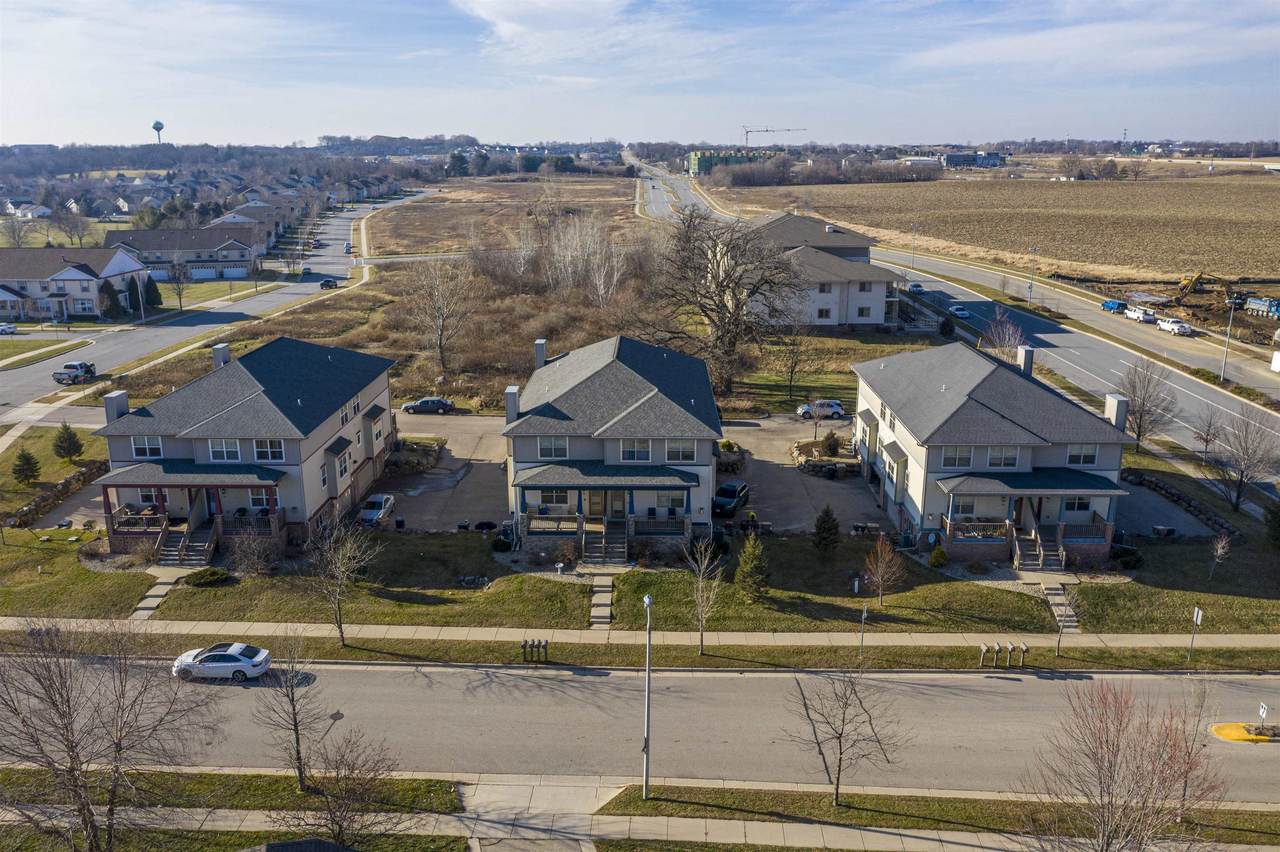 102-110 Wind Stone Dr - Photo 1