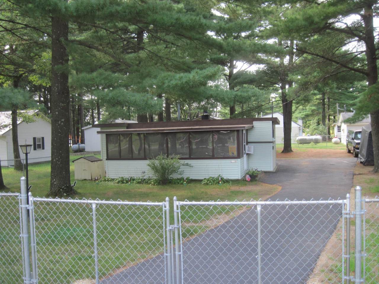 2139 Town Rd - Photo 1