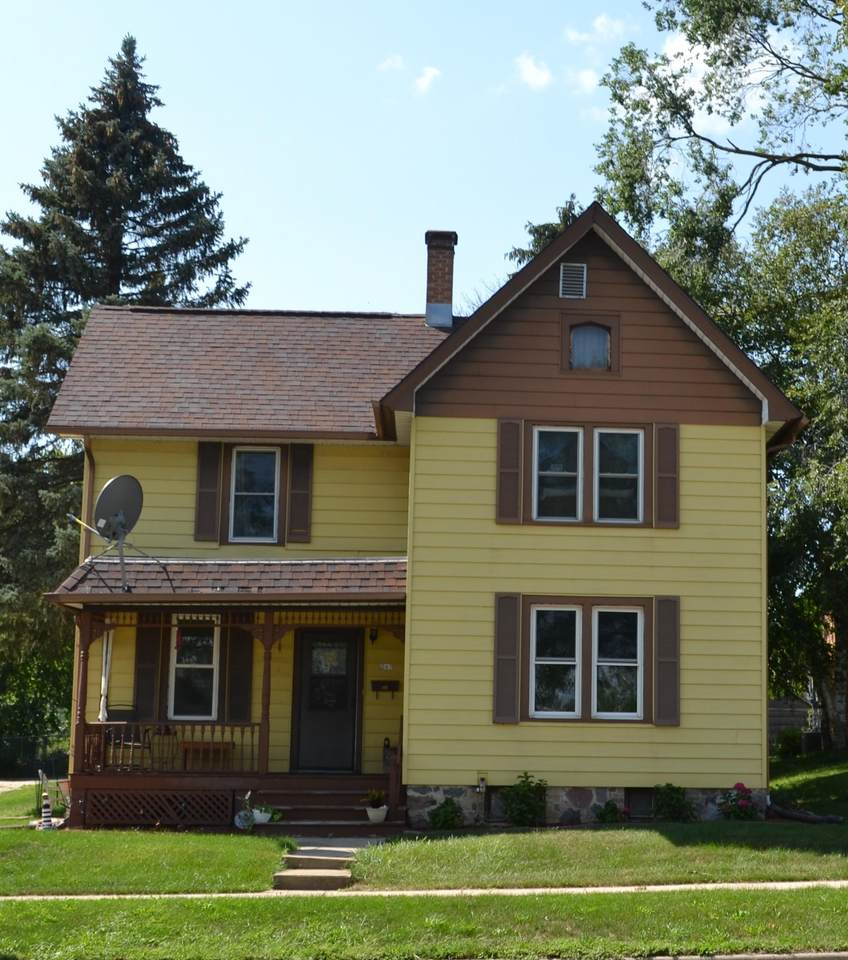 247 Lake St - Photo 1