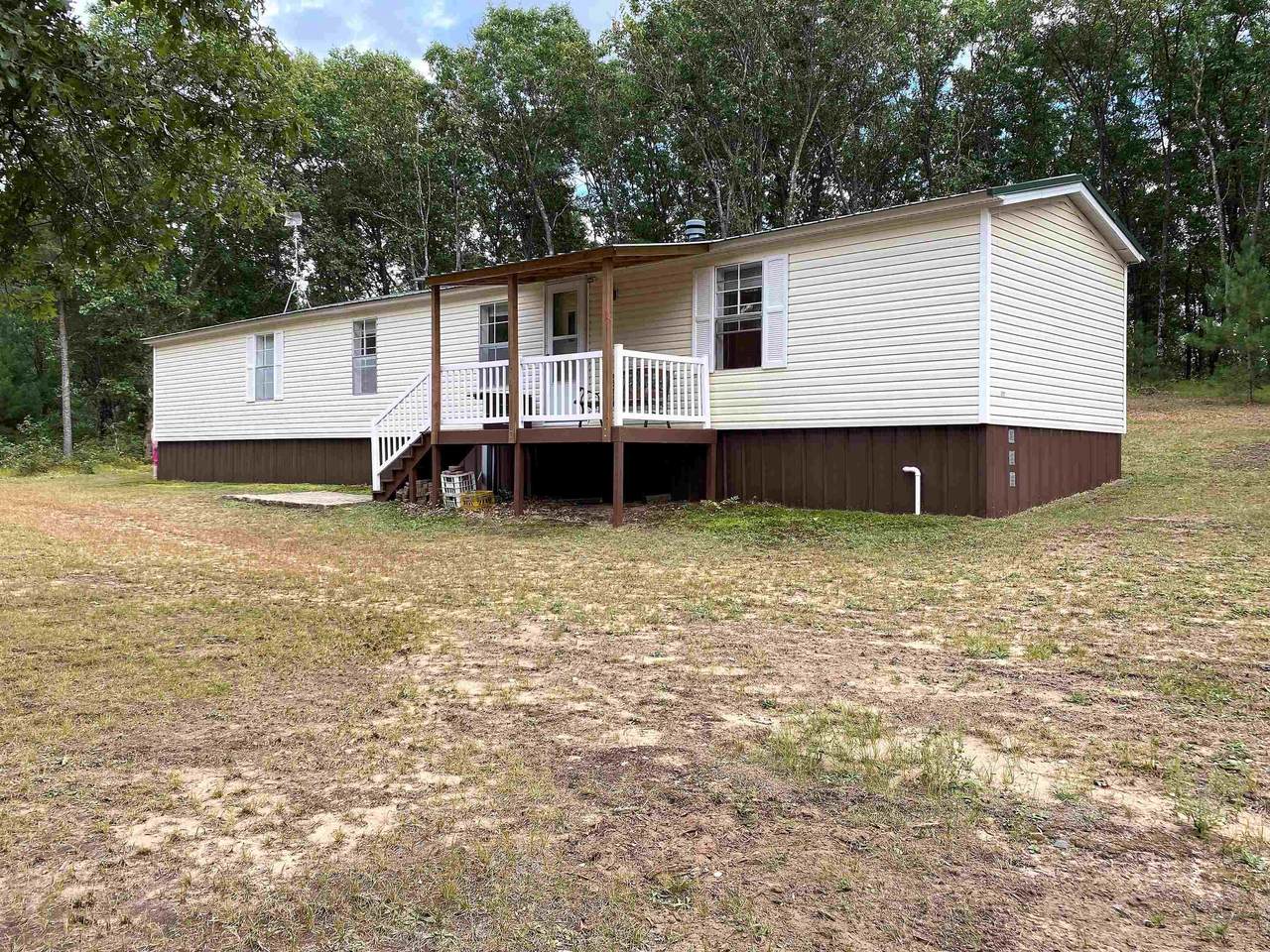 673 16th Ave - Photo 1