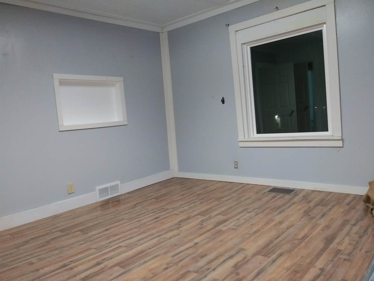 152 Franklin St - Photo 1