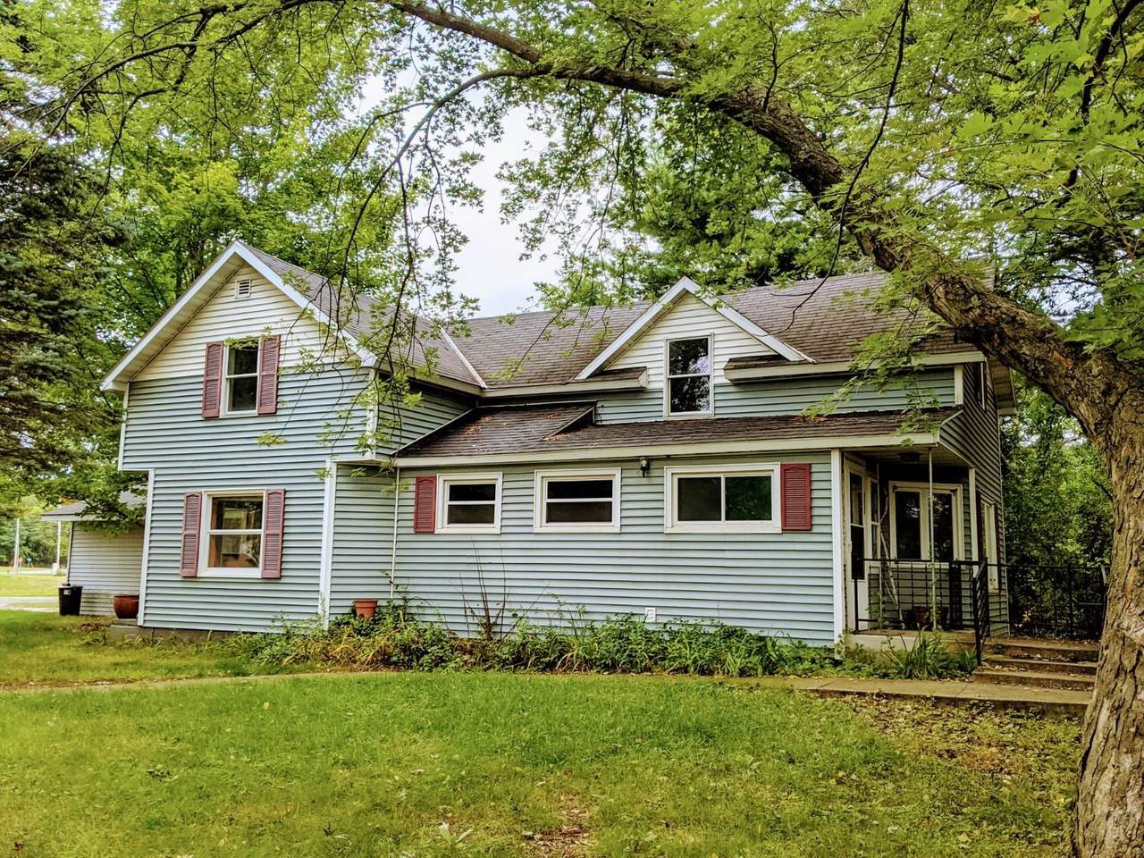 181 6th St - Photo 1