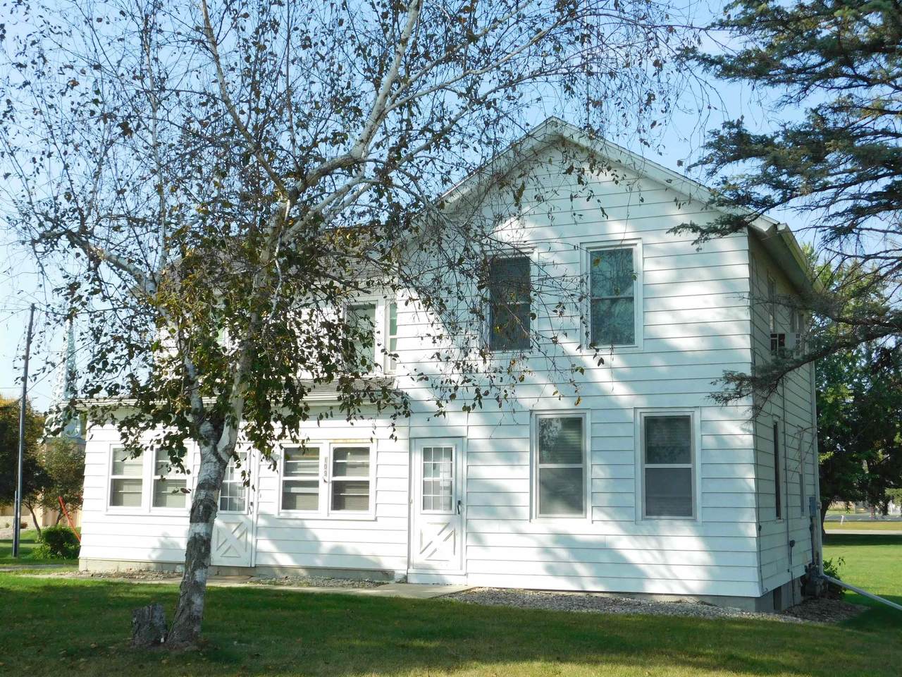 109 Daley St - Photo 1