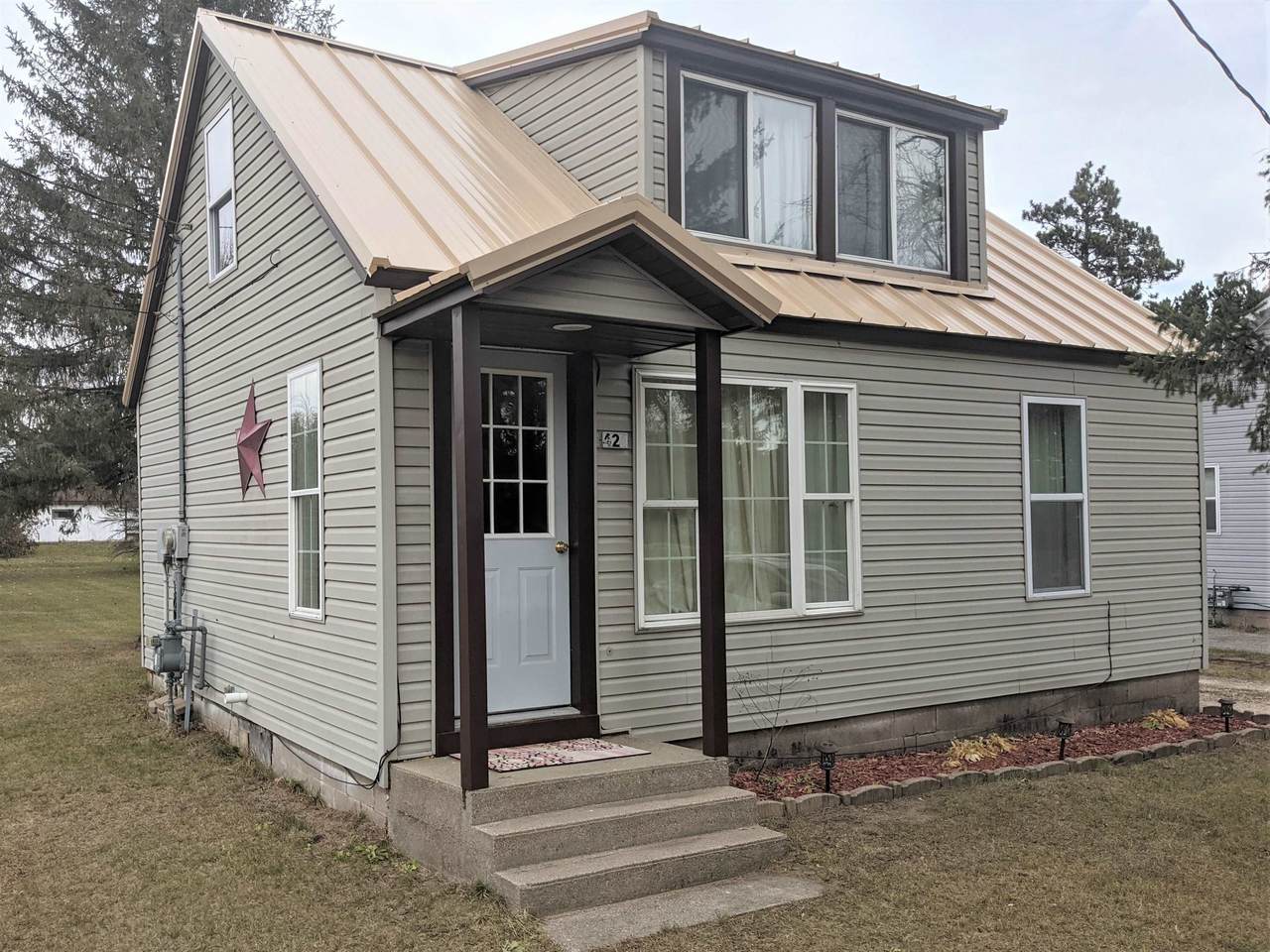 424 Westfield Rd - Photo 1