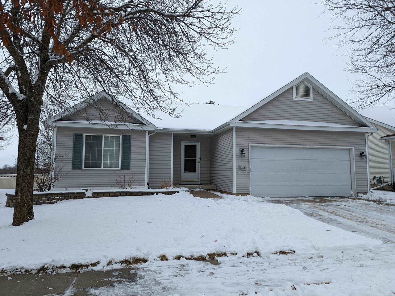 1242 Twinleaf Dr - Photo 1