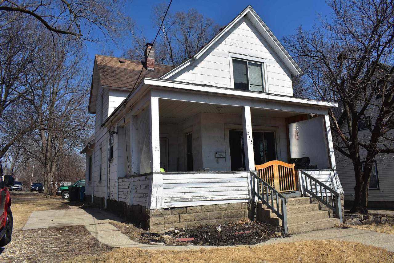 255 Liberty Ave - Photo 1