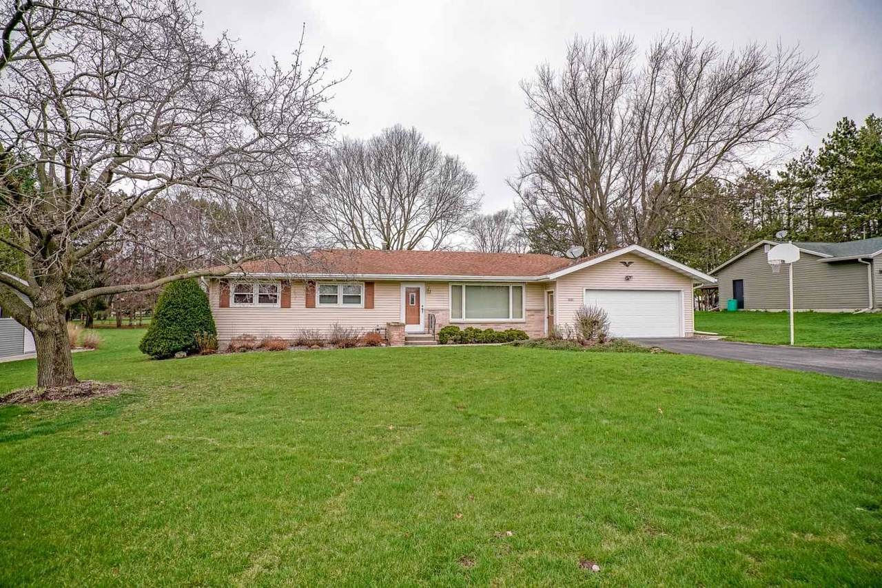 6181 County Road P - Photo 1