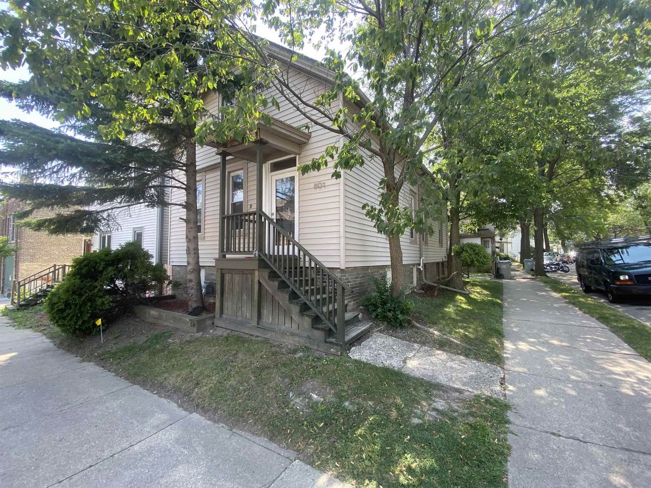801 Potter Ave - Photo 1