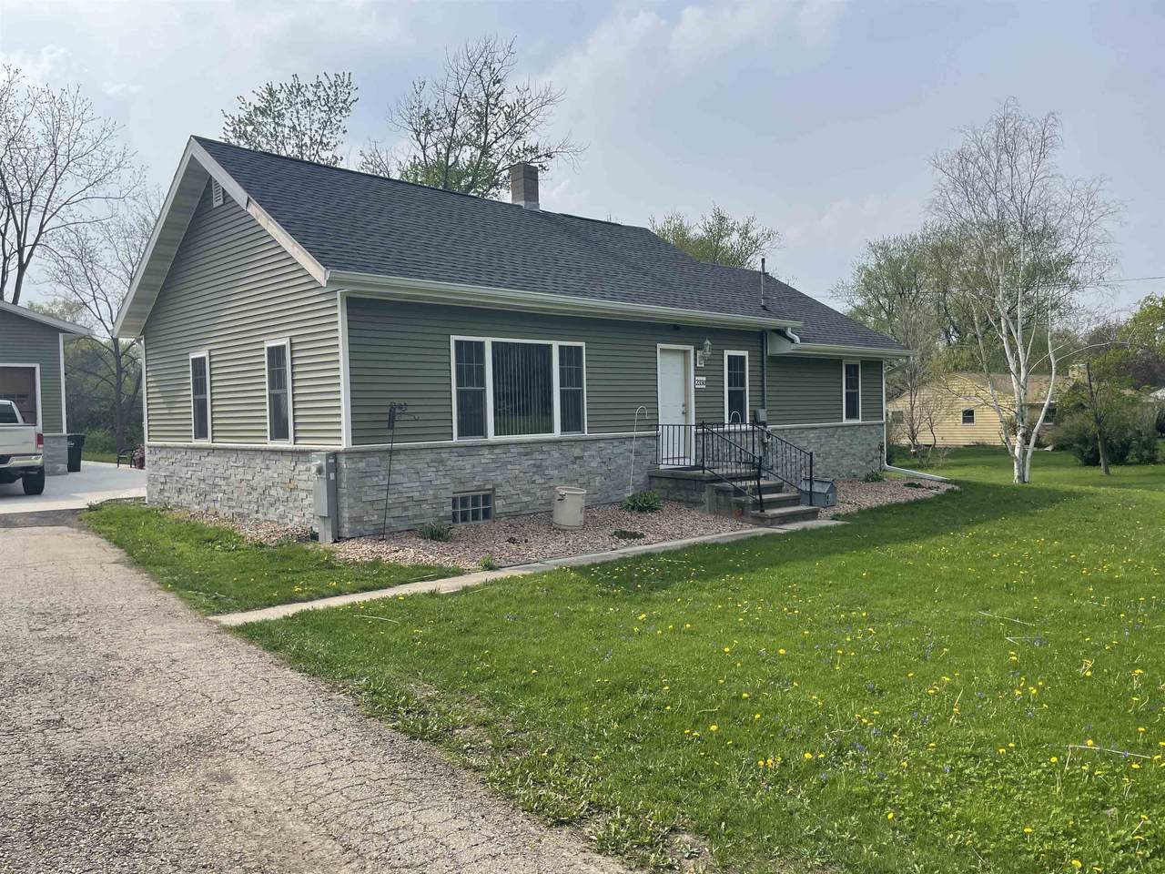 2330 Lathers Rd - Photo 1