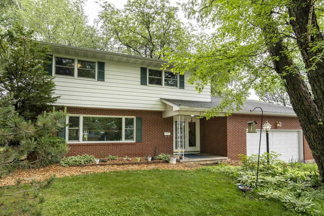 405 Midland Ln - Photo 1