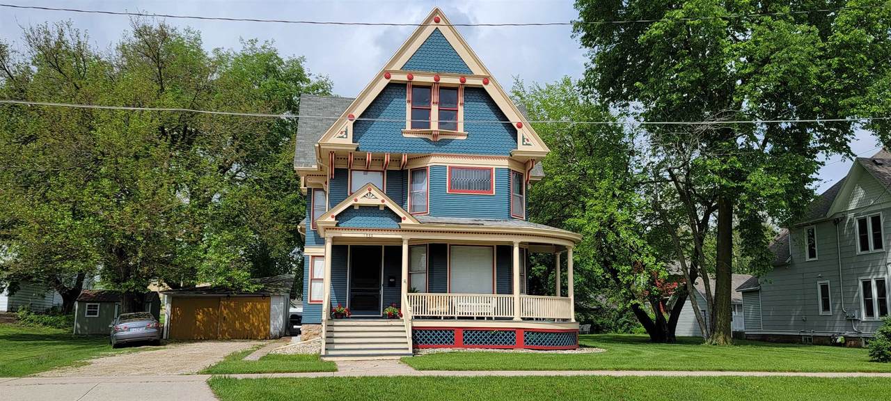 1303 1st Center Ave - Photo 1