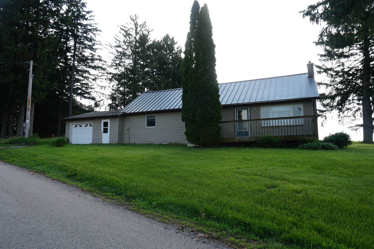 58399 Buck Creek Rd - Photo 1