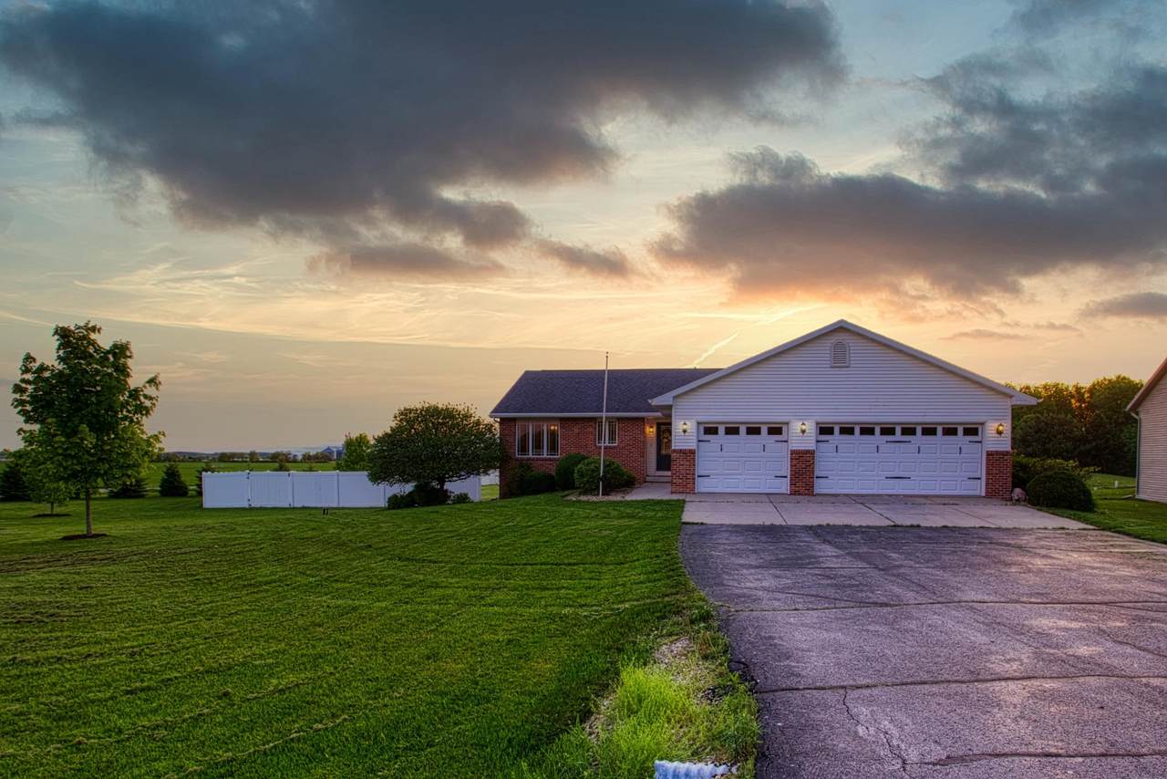 7215 Weary Rd - Photo 1